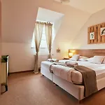 & Restaurant Ostarija Hotel 3*
