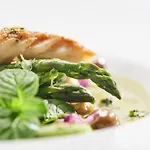 & Restaurant Ostarija 돌레니스케토플리체
