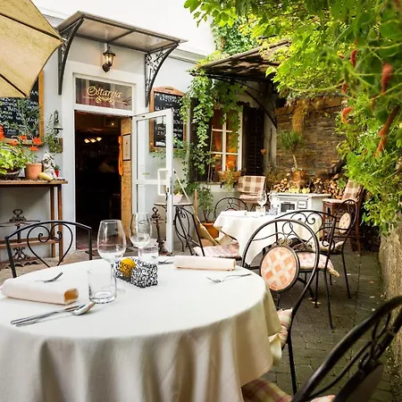 & Restaurant Ostarija 酒店