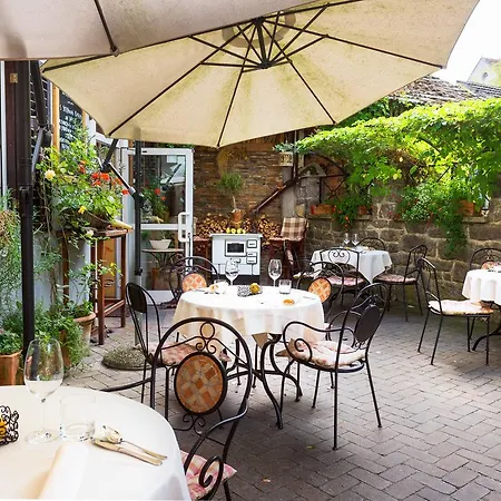 & Restaurant Ostarija 多莱尼斯凯托普利采
