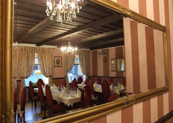 & Restaurant Ostarija מלון 3*