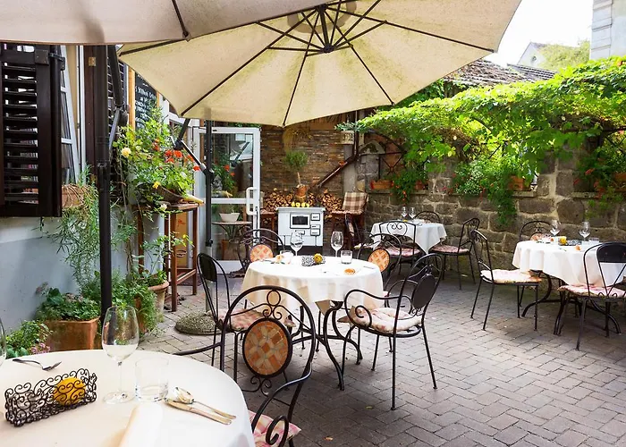 & Restaurant Ostarija דולנז'סקה טופליסה